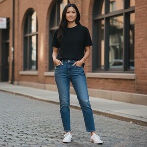 Old Navy Boyfriend Mid Rise Cropped Jeans 6 Women’s Blue